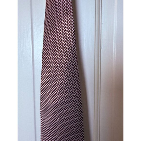 Oscar de la Renta Red and White Classic Polyester Men's Tie - Picture 8 of 8